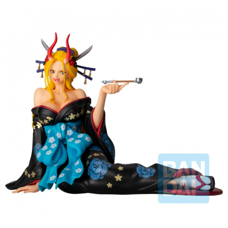 One Piece Ichibansho PVC Statue BLACK MARIA (GLITTER OF HA) (Bandai)