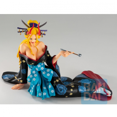 One Piece Ichibansho PVC Statue BLACK MARIA (GLITTER OF HA) (Bandai)