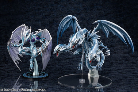 Yu-Gi-Oh! PVC Statue Blue-Eyes Ultimate Dragon (Amakuni, Hobby Japan)