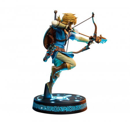 The Legend of Zelda Breath of the Wild PVC Statue Link Collector's Edition (First 4 Figures)