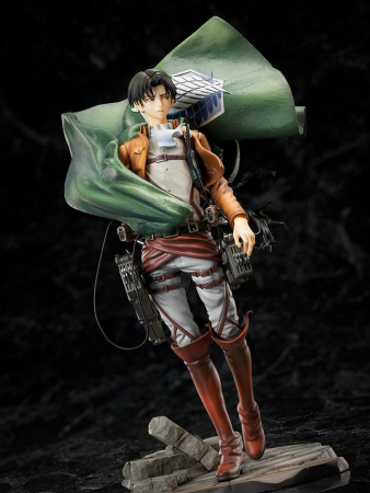 Attack of Titan Levi (Hobby Max)