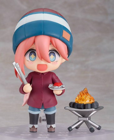 Laid-Back Camp Action Figure Nadeshiko Kagamihara: Solo Camp Ver. DX Edition (Max Factory)