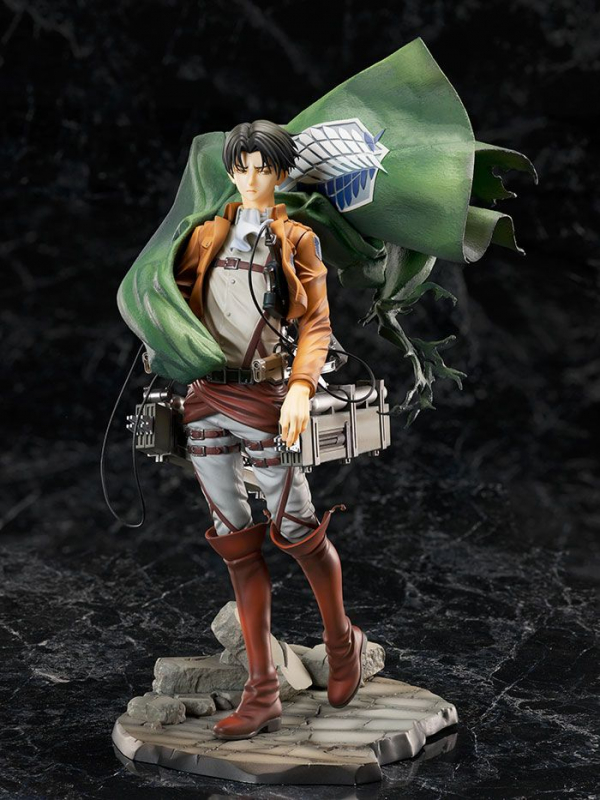 Attack of Titan Levi (Hobby Max)