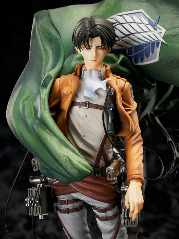 Attack of Titan Levi (Hobby Max)