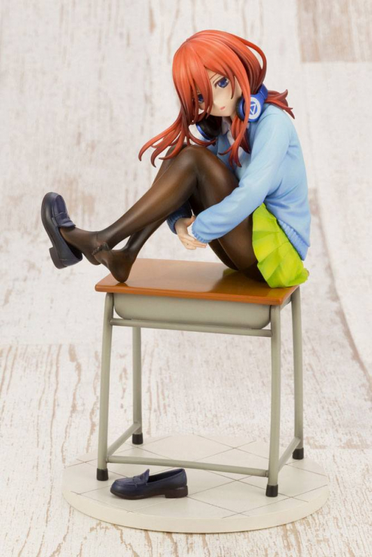 The Quintessential Quintuplets PVC Statue 1/8 Miku Nakano Bonus Edition (Kotobukiya)