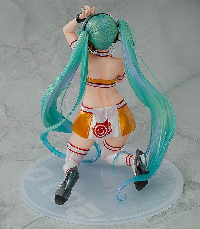 Hatsune Miku GT Project PVC Statue 1/7 Racing Miku 2010 Ver. Art by Kentaro Yabuki (Max Factory)