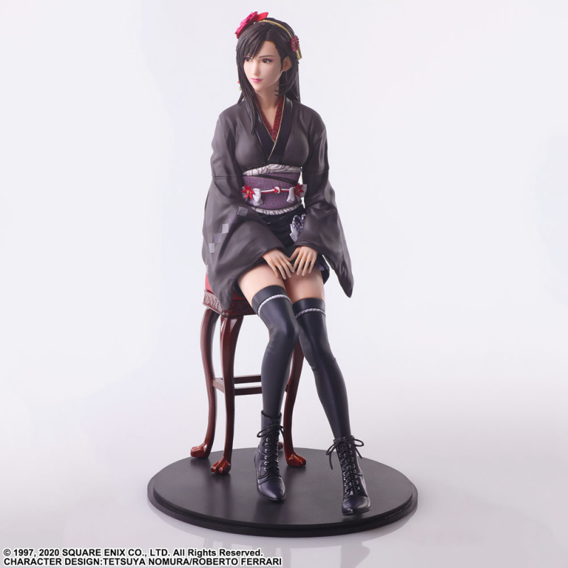 Final Fantasy VII Remake Static Arts Gallery Statue Tifa Lockhart Sporty Dress Ver Square Enix